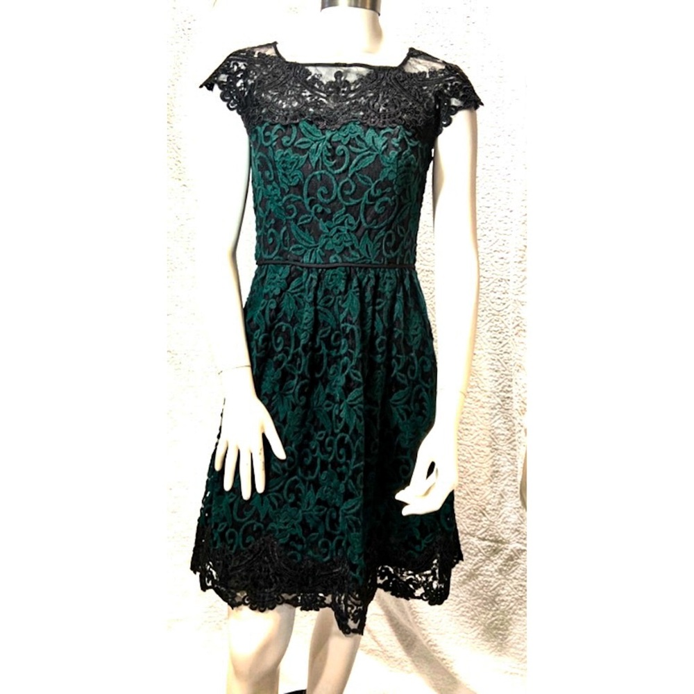Adrianna Papell Green and‎ Black Lace Midi Dress Size 2 - Picture 2 of 11